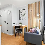 Designer Urban Retreat, Near Old Town, Wifi 100mbs, Smart Tv Tallinn