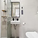 Designer Urban Retreat, Near Old Town, Wifi 100mbs, Smart Tv アパート タリン