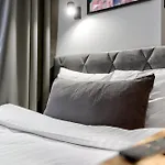 Designer Urban Retreat, Near Old Town, Wifi 100mbs, Smart Tv アパート タリン
