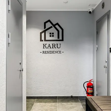 Designer Urban Retreat, Near Old Town, Wifi 100mbs, Smart Tv