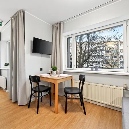 Designer Urban Retreat, Near Old Town, Wifi 100mbs, Smart Tv Tallinn