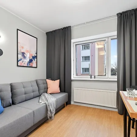 Designer Urban Retreat, Near Old Town, Wifi 100mbs, Smart Tv