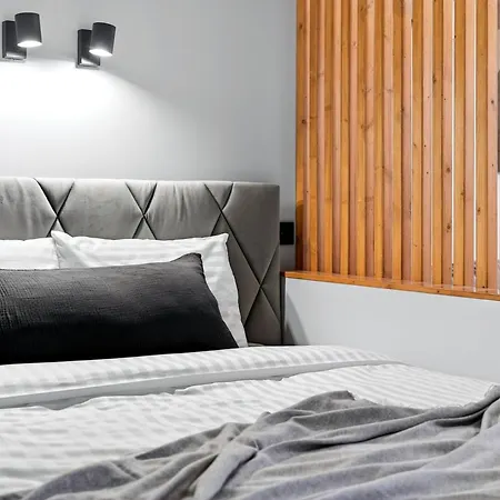 Apartman Designer Urban Retreat, Near Old Town, Wifi 100mbs, Smart Tv *