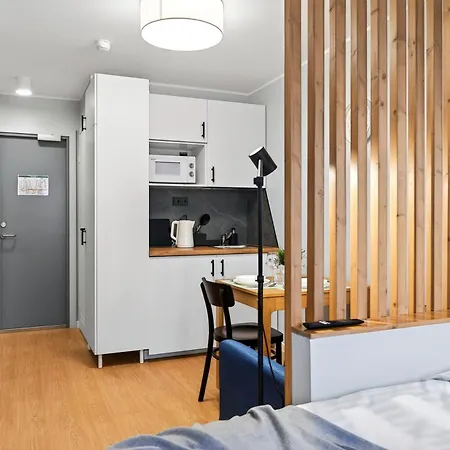 Designer Urban Retreat, Near Old Town, Wifi 100mbs, Smart Tv Apartman Tallinn