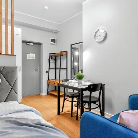 Designer Urban Retreat, Near Old Town, Wifi 100mbs, Smart Tv Tallinn