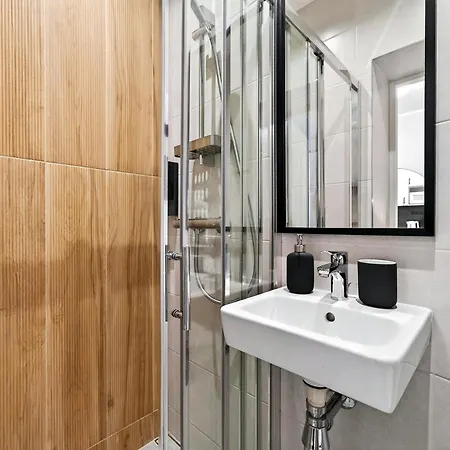 Apartman Designer Urban Retreat, Near Old Town, Wifi 100mbs, Smart Tv Tallinn