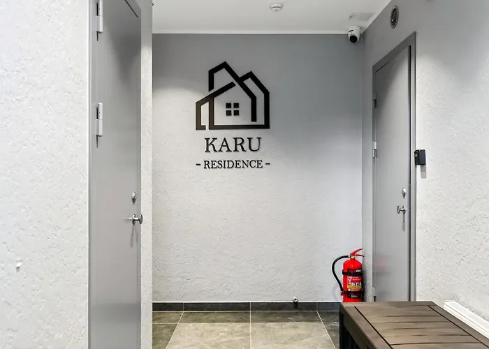 Designer Urban Retreat, Near Old Town, Wifi 100mbs, Smart Tv