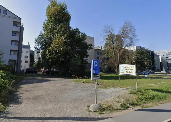 Designer Urban Retreat, Near Old Town, Wifi 100mbs, Smart Tv Ταλίν