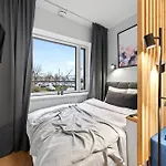 Designer Urban Retreat, Near Old Town, Wifi 100mbs, Smart Tv Tallinn