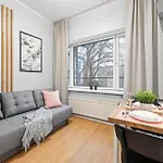 Apartman Designer Urban Retreat, Near Old Town, Wifi 100mbs, Smart Tv *